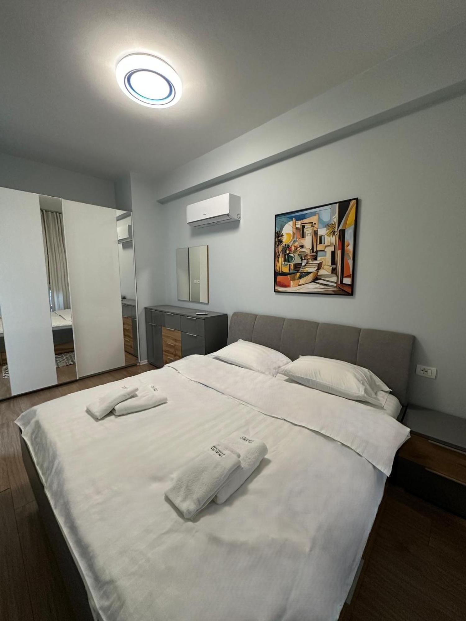 Picasso Apartment Tiranë Ngoại thất bức ảnh